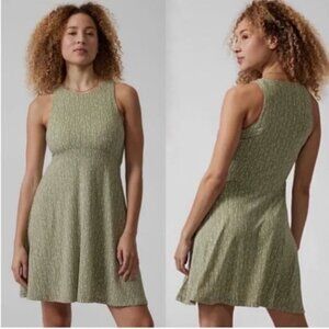 Athleta Santorini Thera Dress in Sage Green and Ivory Pattern Sz XSmall